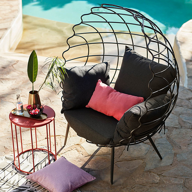 Stylischer EggChair für Outdoor von Depot Amazcy