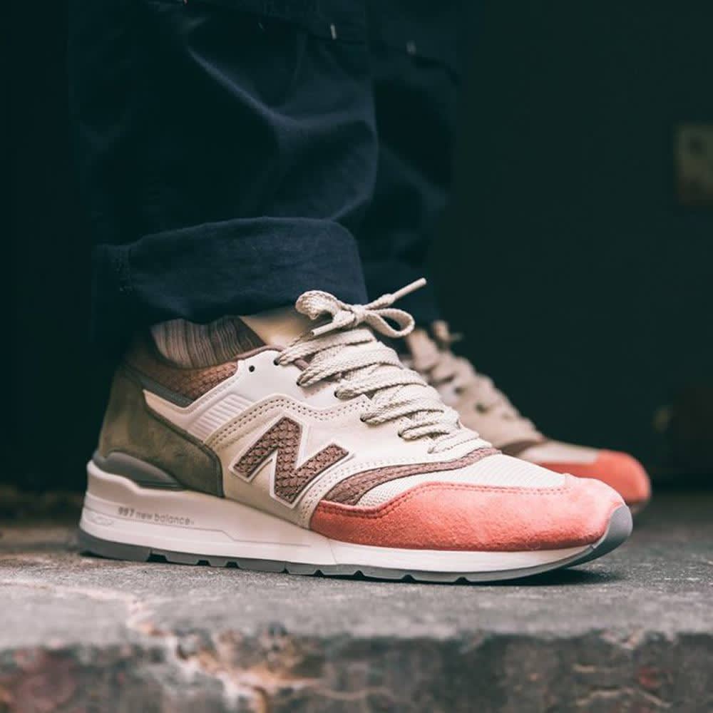 New Balance Coral Snake Amazcy Sneaker