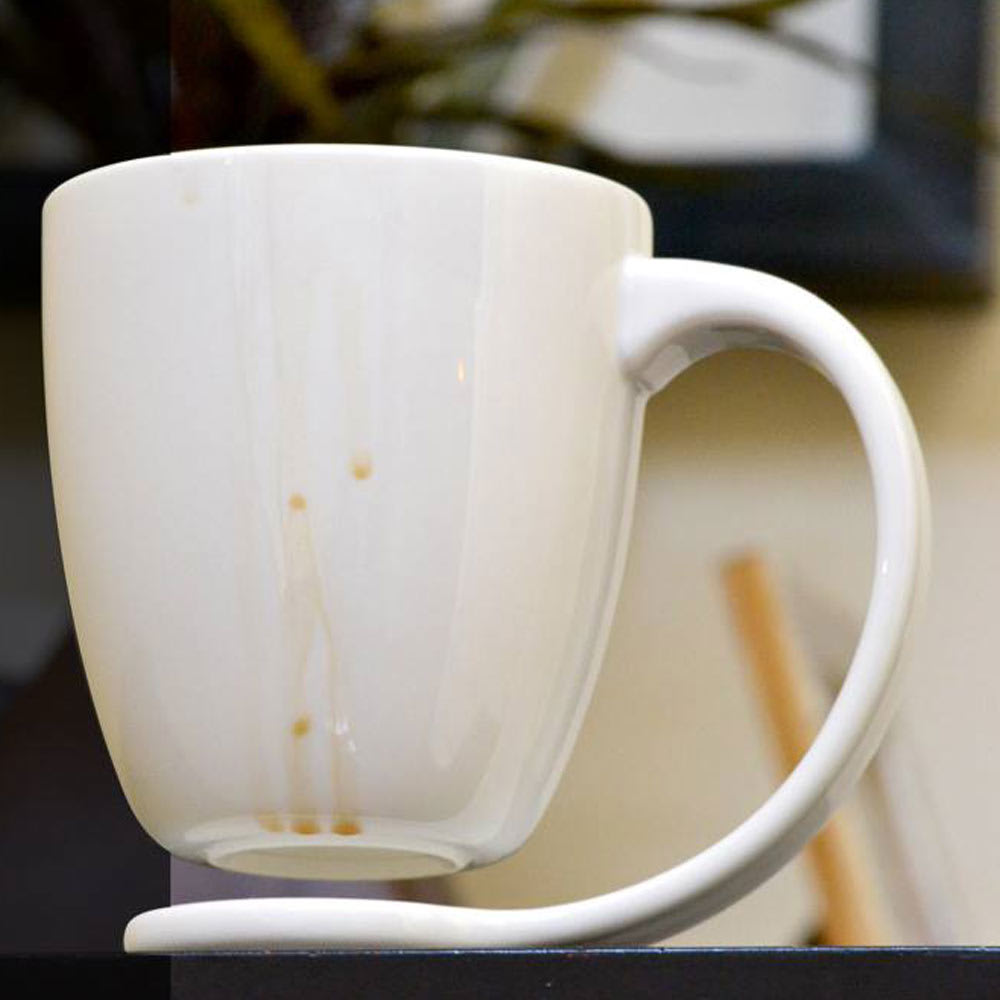 Floating Mug, die schwebende Tasse