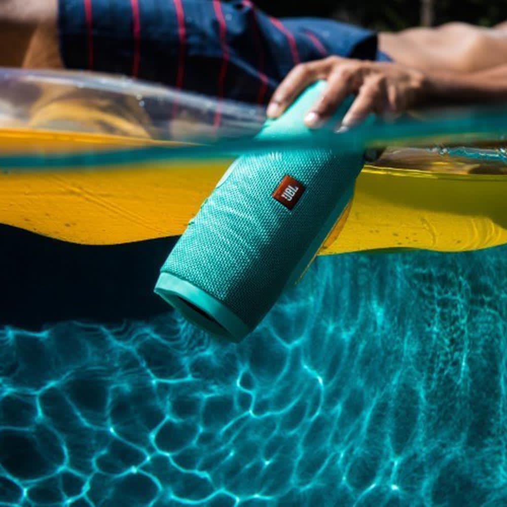 JBL Charge 3 – Wasserdichter Bluetooth Lautsprecher