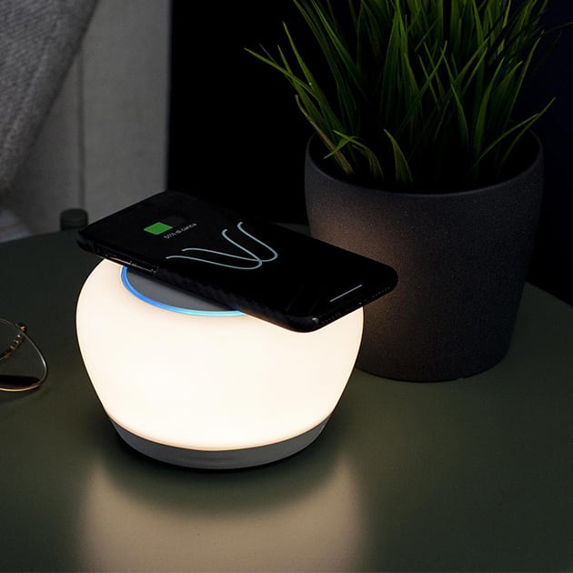 Luna Smart Lamp vereint moderne Technologie für Dein Raumambiente