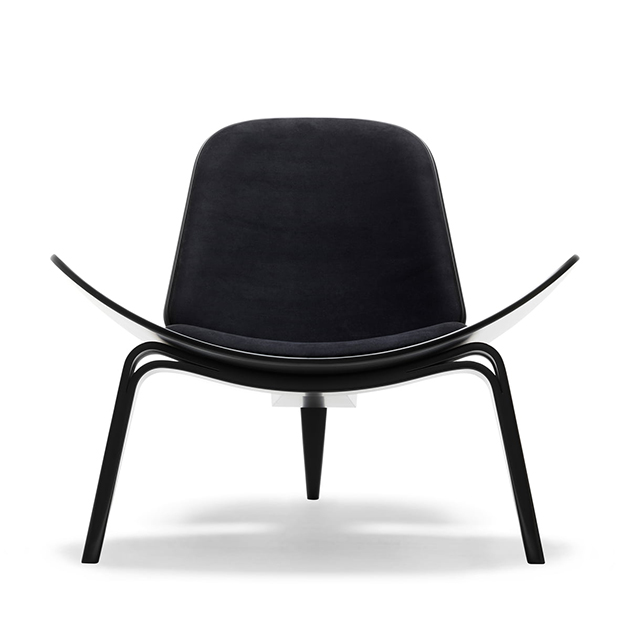 CH 07 Schalenstuhl – ein Lounge Chair Klassiker von Carl Hansen