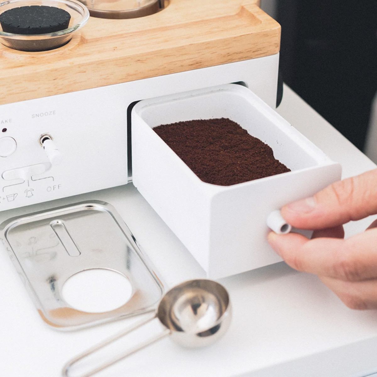 Joy Resolve Barisieur – Kaffeemaschine mit Timerfunktion und Designwecker