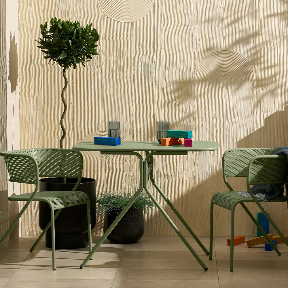 Soriano Bistro Möbelset – Tisch und zwei Stühle für Outdoor