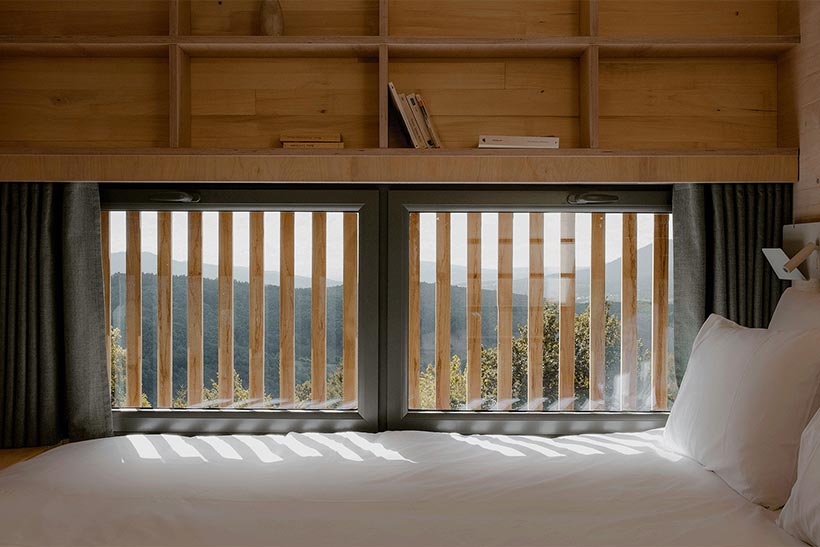 48° Nord – ein biologisches Feriendorf im Einklang mit der Natur. Reiulf Ramstad gestaltet nordische Hütten in den Vogesen