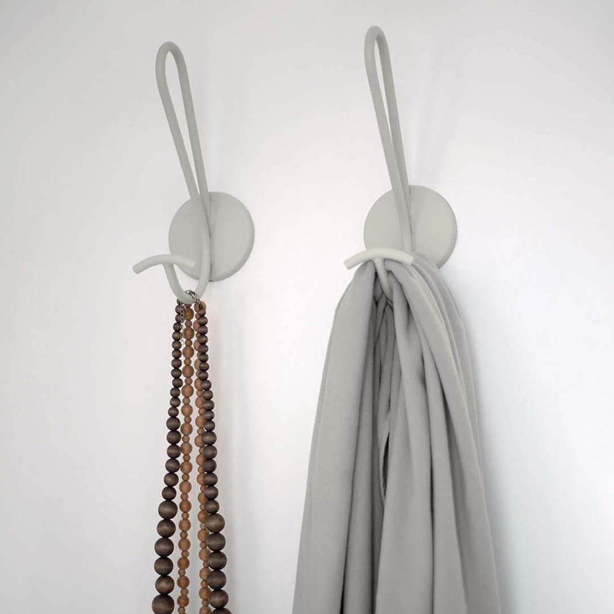 Dekorativer Kleiderhaken Acrobate von Fermob