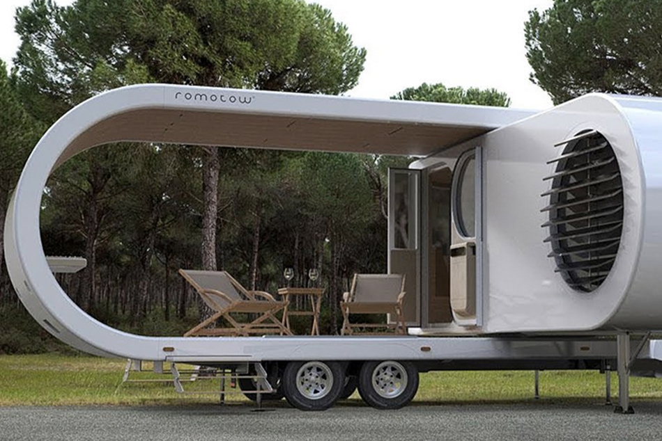 Romotow – der futuristische, aufklappbare Wohnwagen für mehr Lebensraum und Qualität