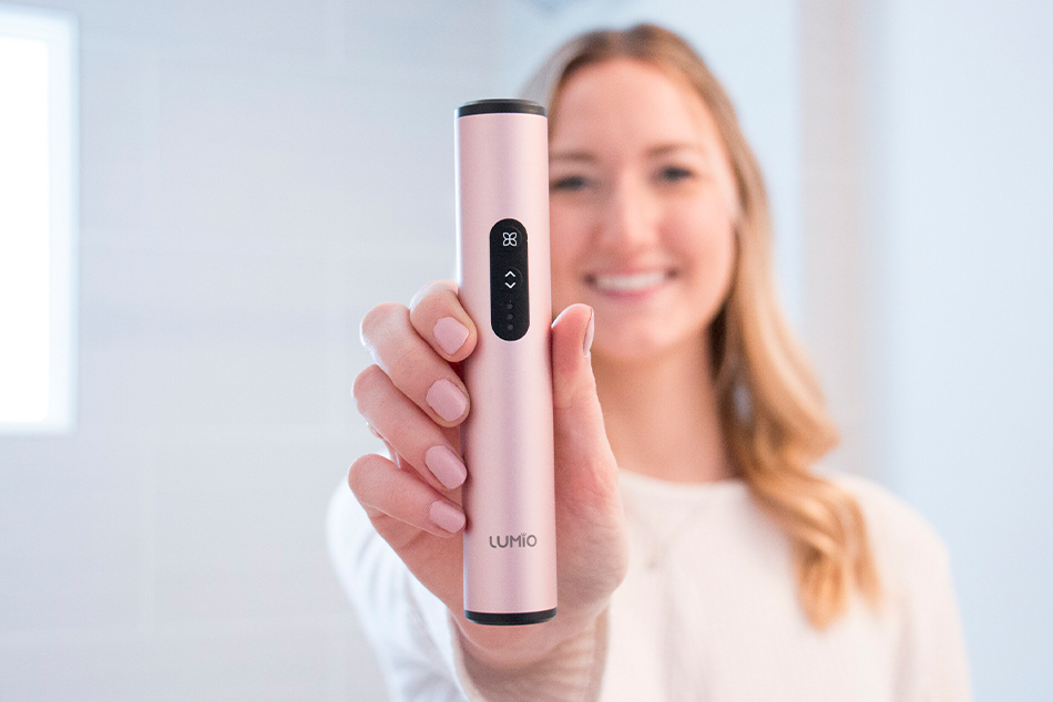 LUMIO –  selbstreinigende Zahnbürste mit UV-Licht