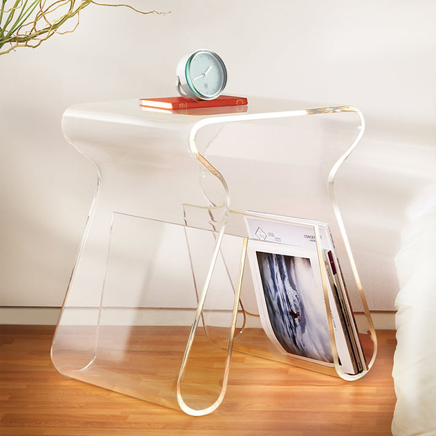 Magino – transparenter Hocker und Zeitschriftensammler